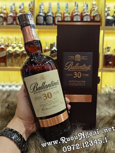 Rượu Ballantine's 30 Năm