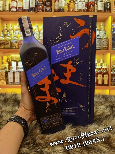 Rượu JW Blue Label Elusive Umami